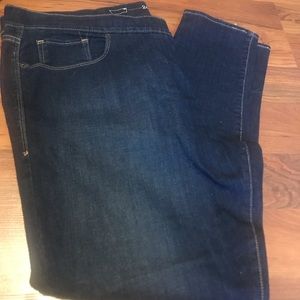 EUC: Size 24 Stretch Levi’s Skinny Jeans
